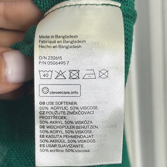 H&M Green Cropped Hoodie with Long Sleeves - Picture 5 of 6